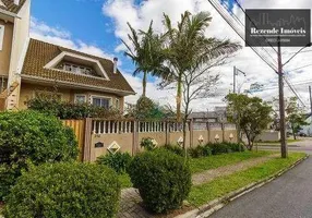 Foto 1 de Sobrado com 4 Quartos à venda, 234m² em Jardim das Américas, Curitiba