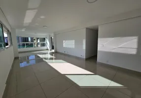 Foto 1 de Apartamento com 4 Quartos à venda, 200m² em Cruzeiro, Belo Horizonte