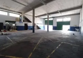 Foto 1 de Galpão/Depósito/Armazém para alugar, 250m² em Santa Terezinha, Santo André
