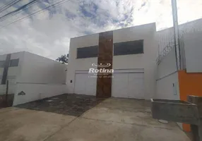 Foto 1 de Imóvel Comercial para alugar, 195m² em Laranjeiras, Uberlândia