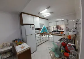 Foto 1 de Sobrado com 3 Quartos à venda, 145m² em Vila Francisco Matarazzo, Santo André