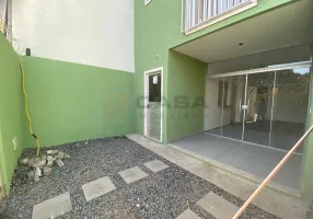 Foto 1 de Sobrado com 3 Quartos à venda, 68m² em Alterosas, Serra