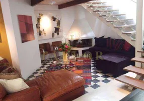 Foto 1 de Casa de Condomínio com 3 Quartos à venda, 200m² em Cerqueira César, São Paulo
