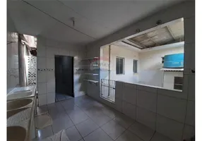 Foto 1 de Casa com 2 Quartos para alugar, 200m² em Cohab, Cabo de Santo Agostinho