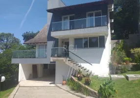 Foto 1 de Casa de Condomínio com 3 Quartos para alugar, 299m² em Vila Conceição, Porto Alegre