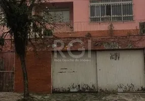 Foto 1 de Casa com 3 Quartos à venda, 169m² em Partenon, Porto Alegre