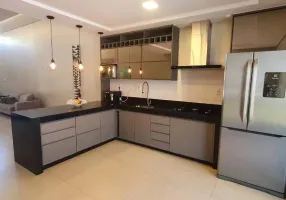 Foto 1 de Casa de Condomínio com 4 Quartos à venda, 270m² em Laranja Azeda, Atibaia