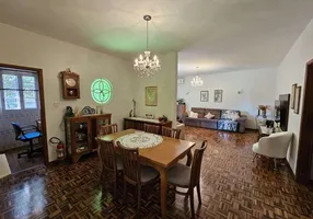 Foto 1 de Casa com 4 Quartos à venda, 227m² em Gayon, Londrina