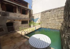 Foto 1 de Casa com 5 Quartos à venda, 255m² em Portuguesa, Rio de Janeiro