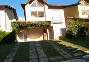 Foto 1 de Casa de Condomínio com 4 Quartos à venda, 180m² em Jardim Colibri, Cotia