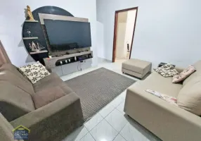 Foto 1 de Casa com 3 Quartos à venda, 72m² em Vila Guilhermina, Praia Grande