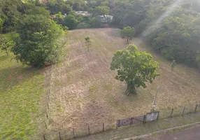 Foto 1 de Fazenda/Sítio à venda, 1937m² em Centro, Bela Vista de Goiás