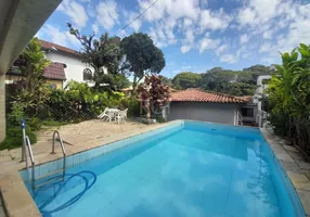 Foto 1 de Casa com 3 Quartos à venda, 491m² em Jardim Isabel, Porto Alegre