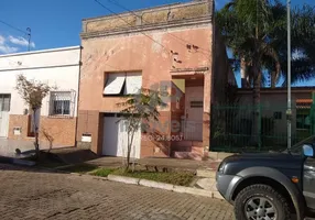 Foto 1 de Casa com 2 Quartos à venda, 120m² em Centro, Jaguarão