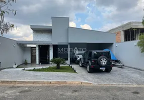 Foto 1 de Casa com 4 Quartos à venda, 420m² em Estância Silveira, Contagem