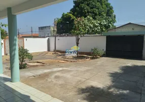 Foto 1 de Casa com 3 Quartos à venda, 240m² em Santa Isabel, Teresina