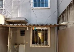 Foto 1 de Casa de Condomínio com 2 Quartos à venda, 57m² em Monte Carlo, Santa Luzia