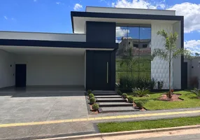 Foto 1 de Casa de Condomínio com 3 Quartos à venda, 192m² em Jardins Bolonha, Senador Canedo