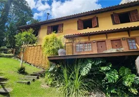 Foto 1 de Casa com 3 Quartos à venda, 185m² em Suico, Nova Friburgo