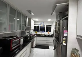 Foto 1 de Apartamento com 4 Quartos à venda, 204m² em Tatuapé, São Paulo