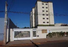 Foto 1 de Apartamento com 2 Quartos à venda, 47m² em Presidente Dutra, Ribeirão Preto