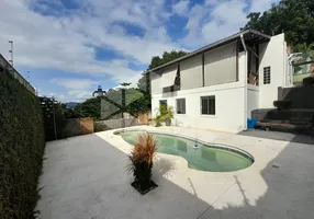 Foto 1 de Casa com 3 Quartos para alugar, 230m² em Agronômica, Florianópolis