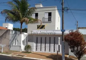 Foto 1 de Sobrado com 3 Quartos à venda, 250m² em Residencial Samambaia, São Carlos