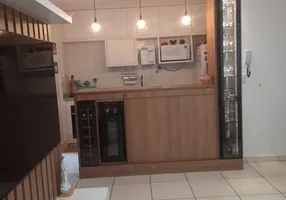 Foto 1 de Apartamento com 2 Quartos à venda, 60m² em Presidente Roosevelt, Uberlândia