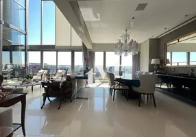 Foto 1 de Cobertura com 4 Quartos à venda, 570m² em Vila Olímpia, São Paulo