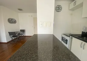 Foto 1 de Apartamento com 1 Quarto à venda, 40m² em Super Quadra, São Paulo