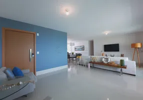 Foto 1 de Apartamento com 4 Quartos à venda, 171m² em Praia do Paiva, Cabo de Santo Agostinho