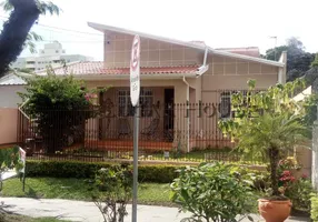 Foto 1 de Casa com 3 Quartos à venda, 553m² em Bacacheri, Curitiba