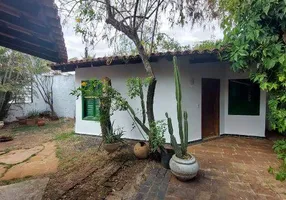 Foto 1 de Casa com 5 Quartos à venda, 362m² em Jardim Karaíba, Uberlândia