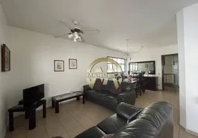 Foto 1 de Apartamento com 4 Quartos para alugar, 180m² em Praia das Pitangueiras, Guarujá