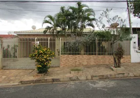 Foto 1 de Casa com 3 Quartos à venda, 174m² em Jardim Guanabara, Cuiabá