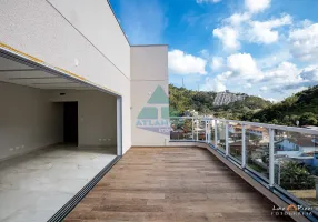 Foto 1 de Cobertura com 3 Quartos à venda, 150m² em Praia das Toninhas, Ubatuba