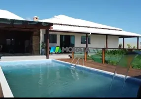 Foto 1 de Casa de Condomínio com 3 Quartos à venda, 230m² em , Mateus Leme