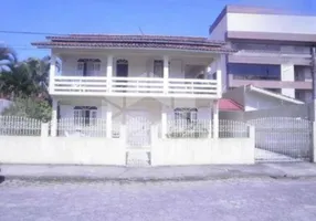 Foto 1 de Casa com 5 Quartos para alugar, 198m² em Canasvieiras, Florianópolis