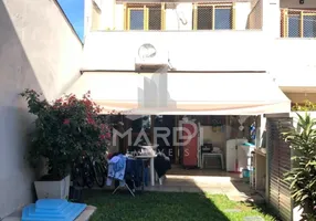 Foto 1 de Casa com 3 Quartos à venda, 131m² em Espiríto Santo, Porto Alegre