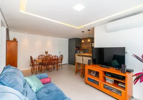 Foto 1 de Apartamento com 2 Quartos à venda, 68m² em Santana, Porto Alegre