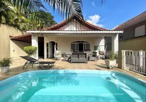 Foto 1 de Casa com 3 Quartos à venda, 315m² em Vila Diva, Carapicuíba