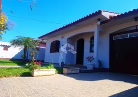 Foto 1 de Casa com 2 Quartos à venda, 175m² em Pé-de-Plátano, Santa Maria