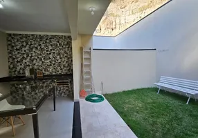 Foto 1 de Sobrado com 3 Quartos à venda, 103m² em Região da Lucas Nogueira Garcêz, Atibaia