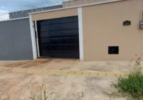 Foto 1 de Casa com 2 Quartos à venda, 62m² em Condomínio Rio Branco, Goiânia