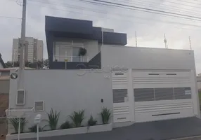 Foto 1 de Sobrado com 4 Quartos à venda, 210m² em Loteamento Villa Branca, Jacareí