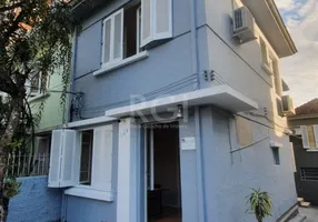 Foto 1 de Casa com 3 Quartos à venda, 260m² em Petrópolis, Porto Alegre