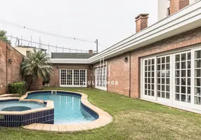 Foto 1 de Casa com 4 Quartos à venda, 728m² em Chácara das Pedras, Porto Alegre