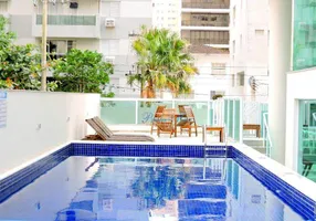 Foto 1 de Apartamento com 3 Quartos para alugar, 175m² em Praia das Pitangueiras, Guarujá