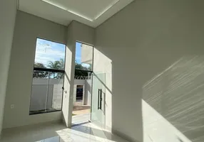 Foto 1 de Casa com 3 Quartos à venda, 120m² em Jardim Veneza, Aparecida de Goiânia
