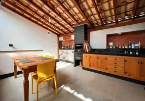 Foto 1 de Casa com 3 Quartos à venda, 95m² em São Pedro, Juiz de Fora